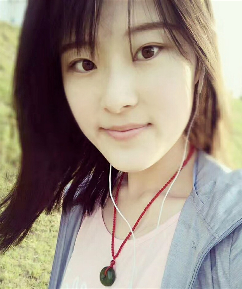 王嘉彤